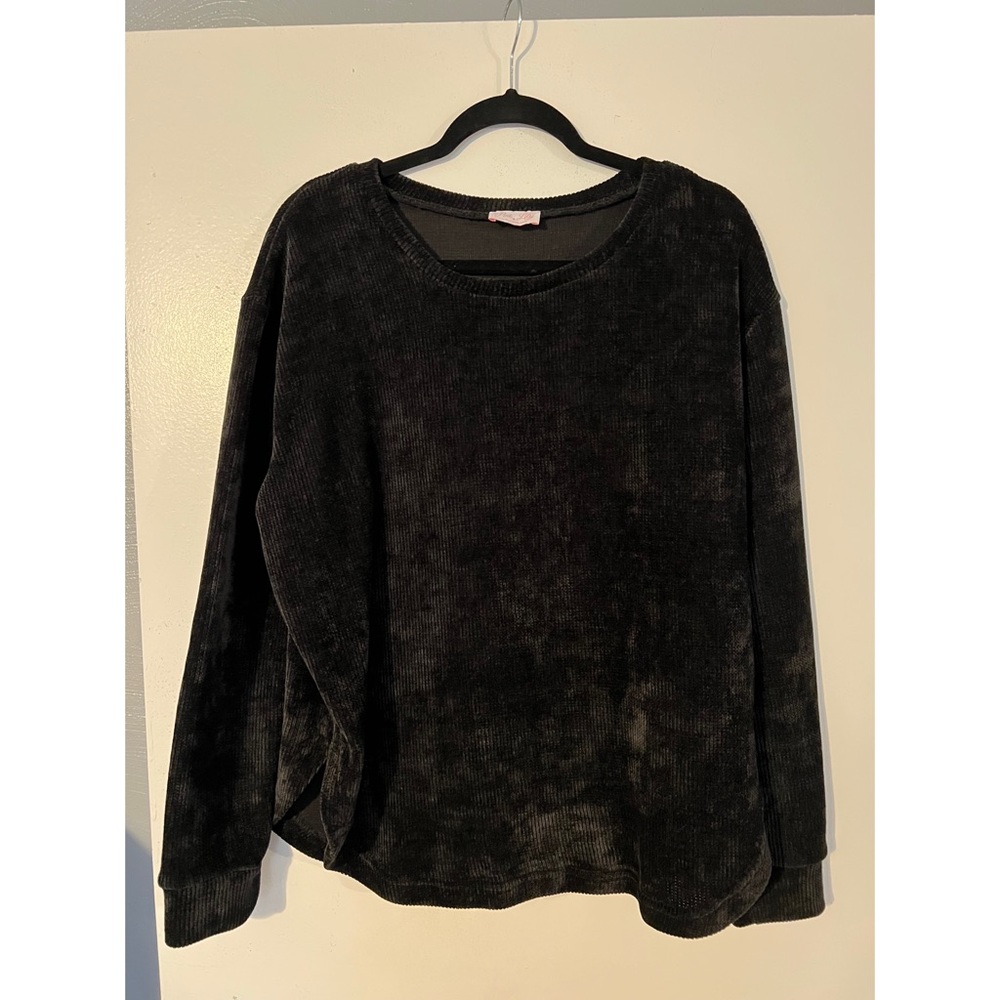 Black Pink Lily Sweater